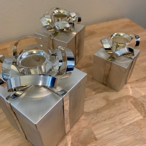 Holiday Collection Silver Present Boxes Candle Holders Set of 3 - Picture 4 of 4